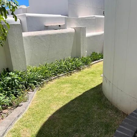 Cosy Corner On Orpheus Holiday Apartment For Two Langebaan Exterior photo